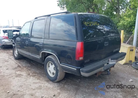 1996 Chevrolet Tahoe C1500 из США, поврежденный, VIN 1GNEC13R7TJ377895